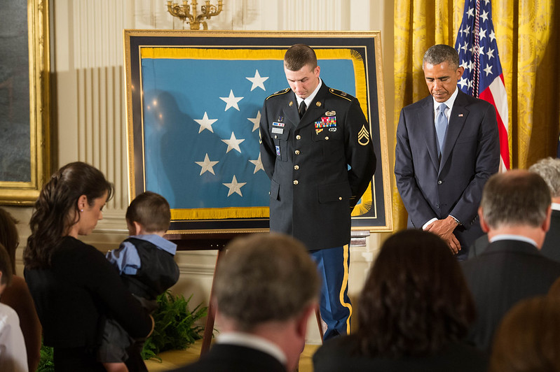 obama-praying